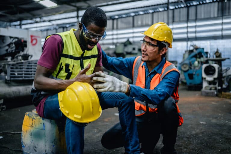 Preventing_Common_Workplace_Injuries_Momentum_Medical